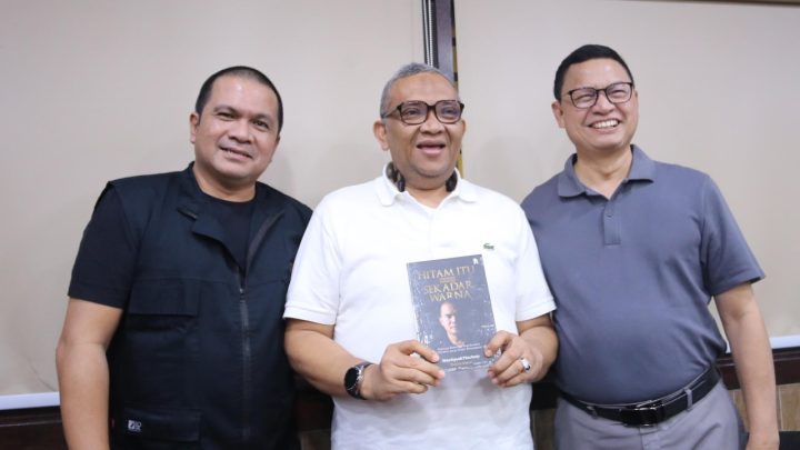 Dokter Koboi Luncurkan Buku Dokter Koboi