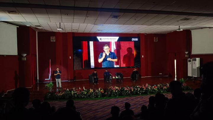 Diskusi Situasi Global di UNM, Pembicara Soroti Penurunan Kualitas Demokrasi Indonesia UNM