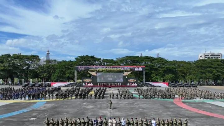 Sulsel Jadi Provinsi Pertama Bentuk Komcad ASN, Wamenhan: Langkah Gubernur Andi Sudirman Patut Diapresiasi Pemprov Sulsel
