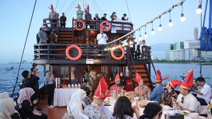 IGS 2026: Delegasi 28 Negara Nikmati Sunset Losari dan Kuliner Khas Makassar di Kapal Pinisi Kuliner khas Makassar