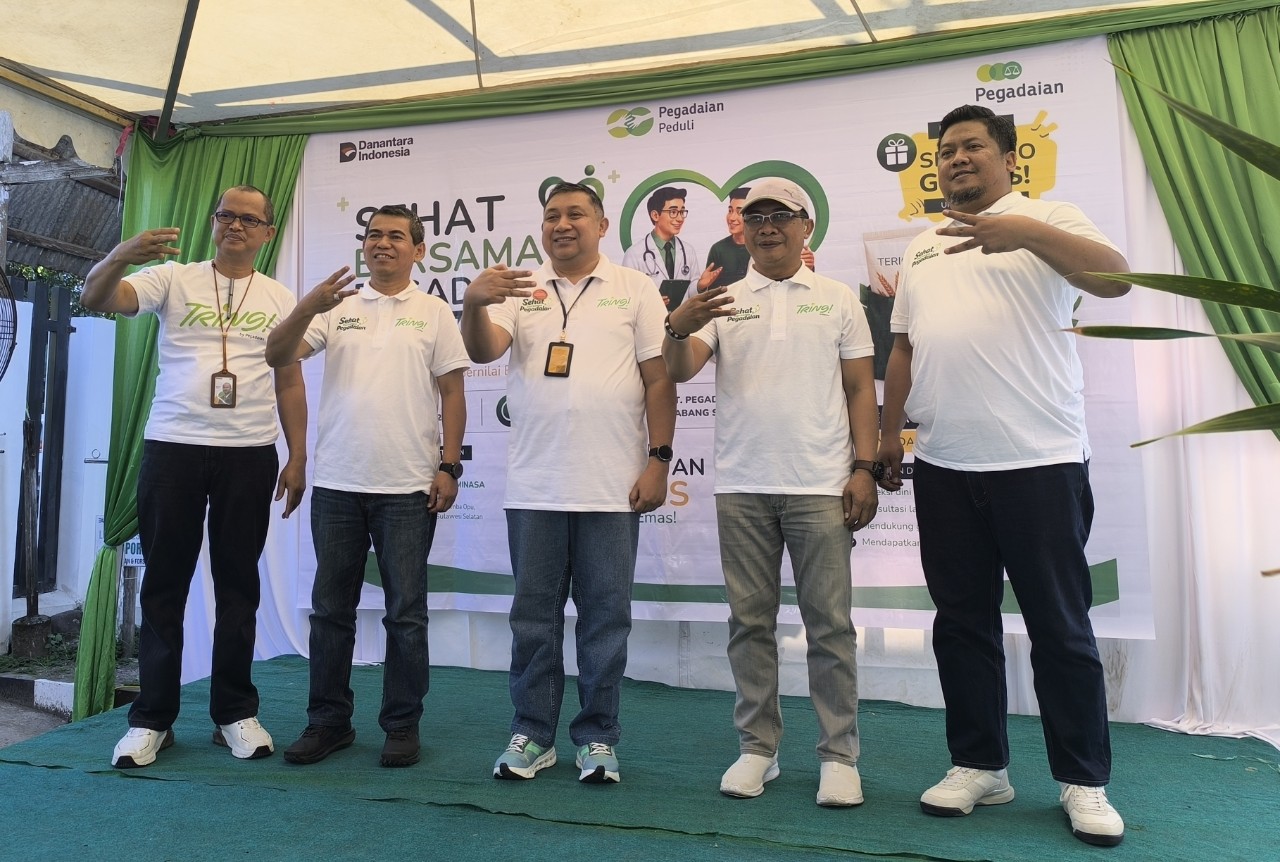 Pegadaian Area Makassar 2 Gelar Pemeriksaan Kesehatan Gratis dan Bagikan Sembako untuk Masyarakat Gowa