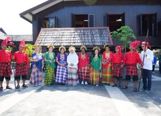 Dekranasda Makassar Perkenalkan Warisan Budaya Gowa kepada Delegasi Internasional