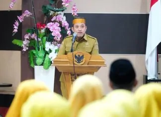 Hadiri Pengukuhan Bunda