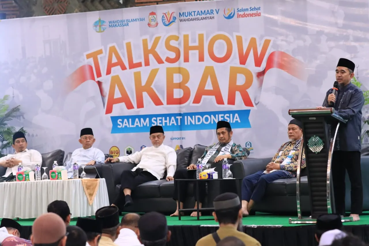 Ribuan Warga Makassar Meriahkan Talkshow dan Jalan Sehat Semarak Muktamar V Wahdah Islamiyah