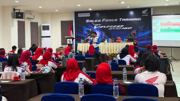Astra Motor Sulawesi Selatan Memperkuat Kompetensi Sales People Melalui Sales Force Training New Honda Vario Evo 160