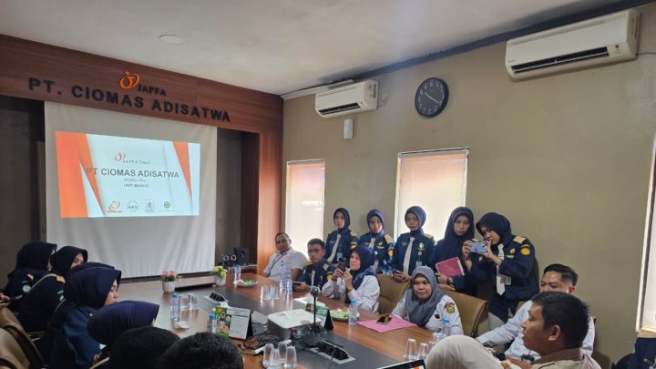 Mahasiswa Budidaya Ternak Polbangtan Gowa Laksanakan Kunjungan Industri ke PT Ciomas Adisatwa Maros Kementerian Pertanian