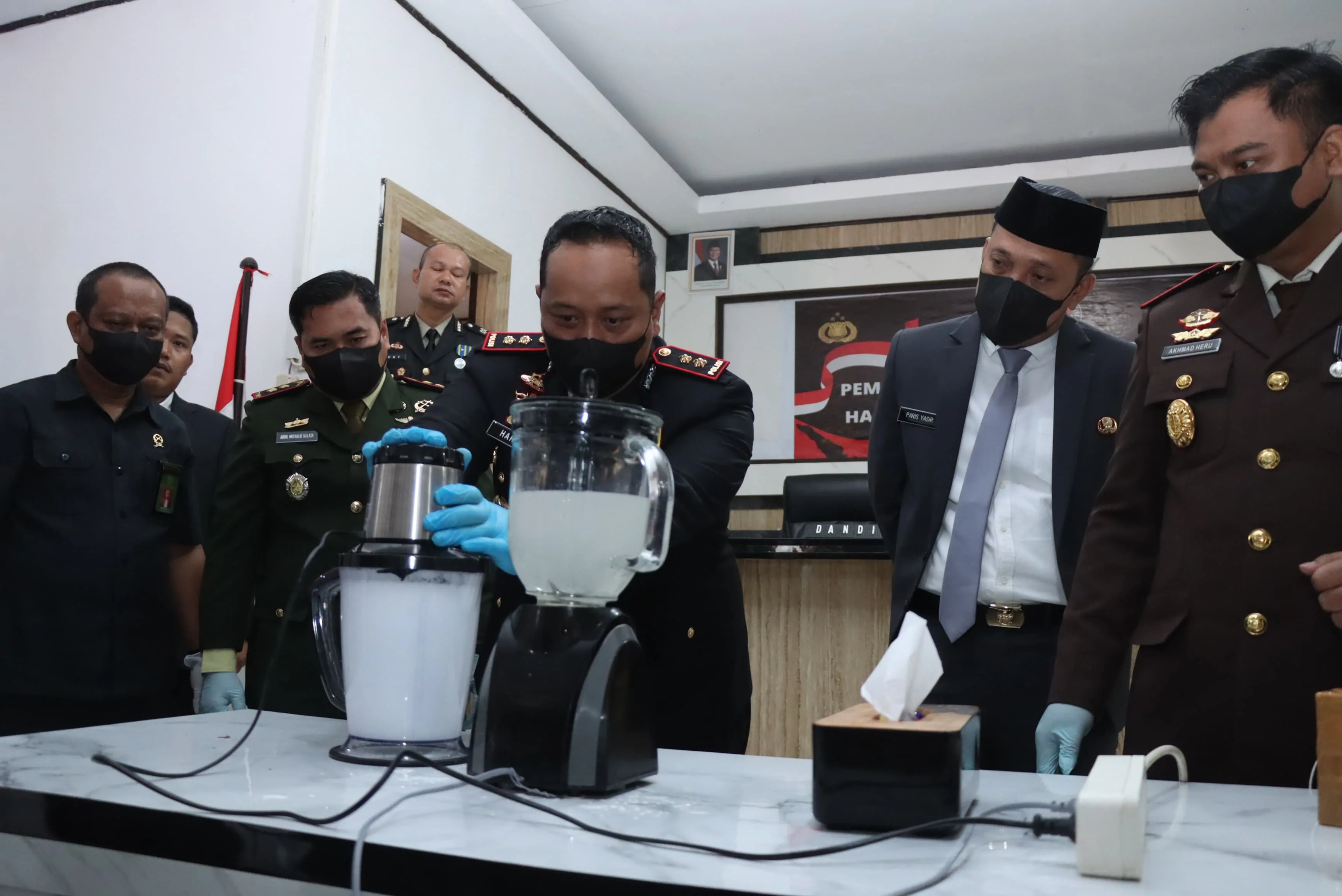 HUT Ke-80 Bhayangkara, Polres Jeneponto Musnahkan Sabu 1 Kg, Bernilai Rp1,2 Milyar