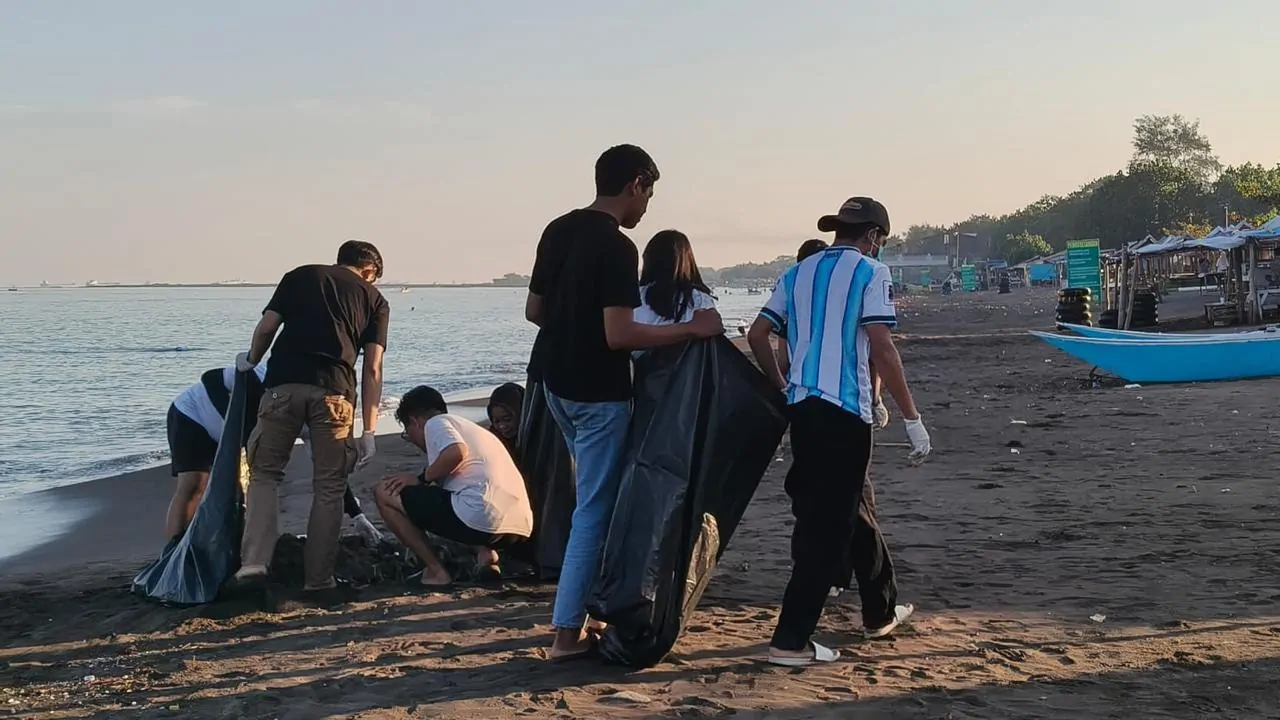 Satu Dekade Hotel Melia Makassar, Tebar Manfaat Lewat Fun Run hingga Bersih Pantai