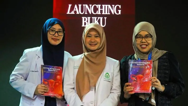 Buku Sistem Reproduksi Wanita Karya Dokter Dewi Setiawati Resmi Diluncurkan di FKIK UIN Alauddin Dewi Setiawati