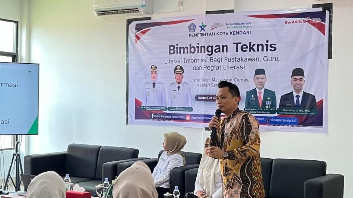 Bimtek Literasi Informasi di Kendari, Dr. Nasrullah Tekankan Pentingnya Kecakapan Mengelola Informasi Guru