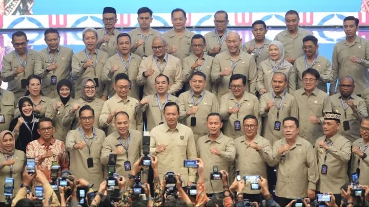 Wali Kota dan Wawali Makassar Kompak Hadiri Penutupan Rakernas APEKSI XVIII, Perkuat Kolaborasi Pusat dan Daerah Munafri Arifuddin