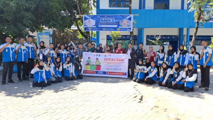 Asmo Sulsel Gandeng UMKM KT Cokonuri Edukasi 150 Siswa SMPN 40 Makassar tentang Pemilahan Sampah Asmo Sulsel