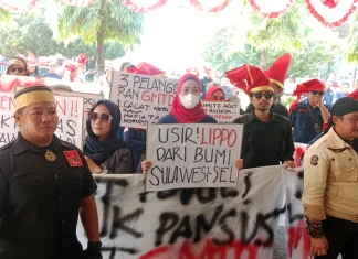 Komite adat
