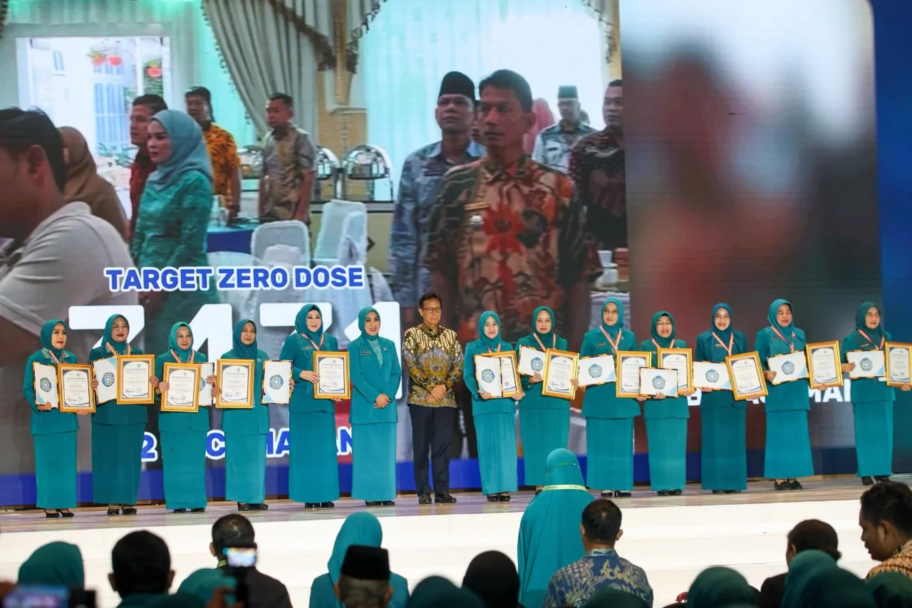 Ketua TP PKK Gowa Terima Penghargaan Zero Dose, Komitmen Perkuat Imunisasi Anak