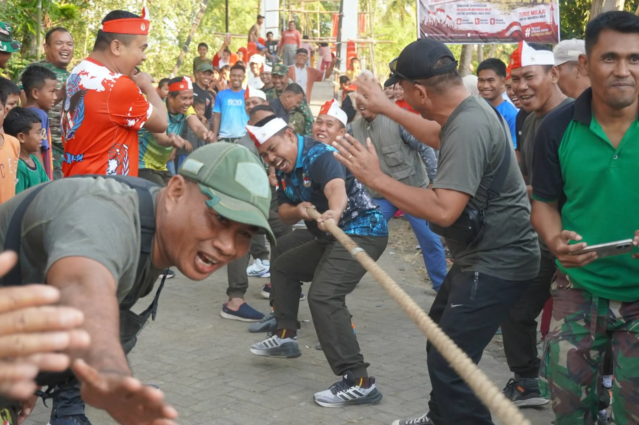 Makna Seutas Tali Di Jembatan Garuda Merah Putih Menjadi Semangat HUT Ke-81 Kemerdekaan RI