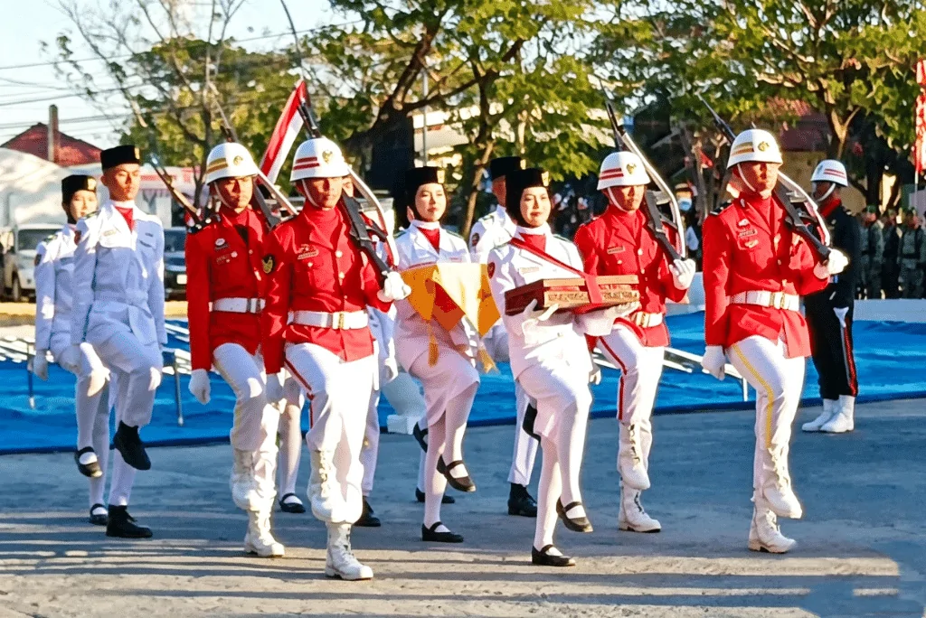 Wabup Islam Iskandar Pimpin Khidmatnya Detik Penurunan Sang Merah Putih HUT Ke-81 RI Di Jeneponto