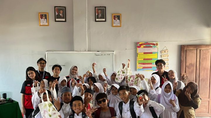 KKN-T Unhas Kenalkan Ecoprint kepada Siswa SDN 56 Parepare, Tanamkan Cinta Lingkungan Sejak Dini KKN Unhas