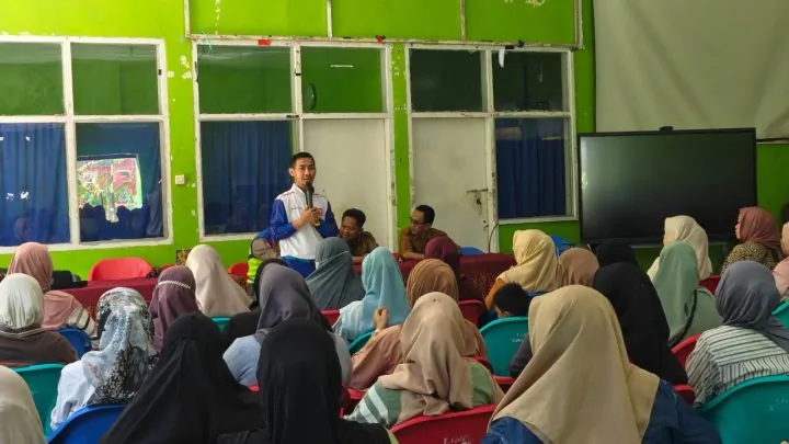 Asmo Sulsel Ajak Orang Tua SMKN 3 Gowa Tanamkan Budaya #Cari_Aman #Cari_Aman