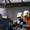 230 petugas teknik