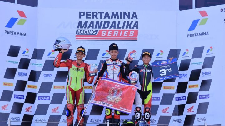 Azel Menang, Nabil Dua Kali Podium di Junior Sport 250cc Mandalika Junior Sport 250cc