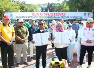Polbangtan Gowa dan Pemkab Bone Launching Gerakan Tanam Sayur Rumah Tangga, Mahasiswa Turut Dampingi Warga