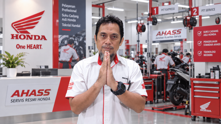 Jangan Abaikan Ban dan Busi Motor Saat Musim Kemarau astra motor sulsel